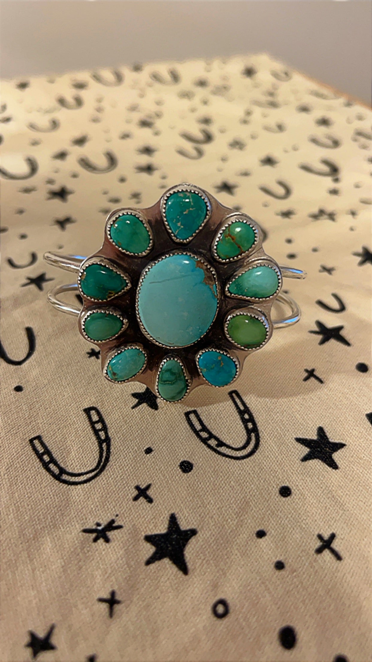 Cluster Cuff